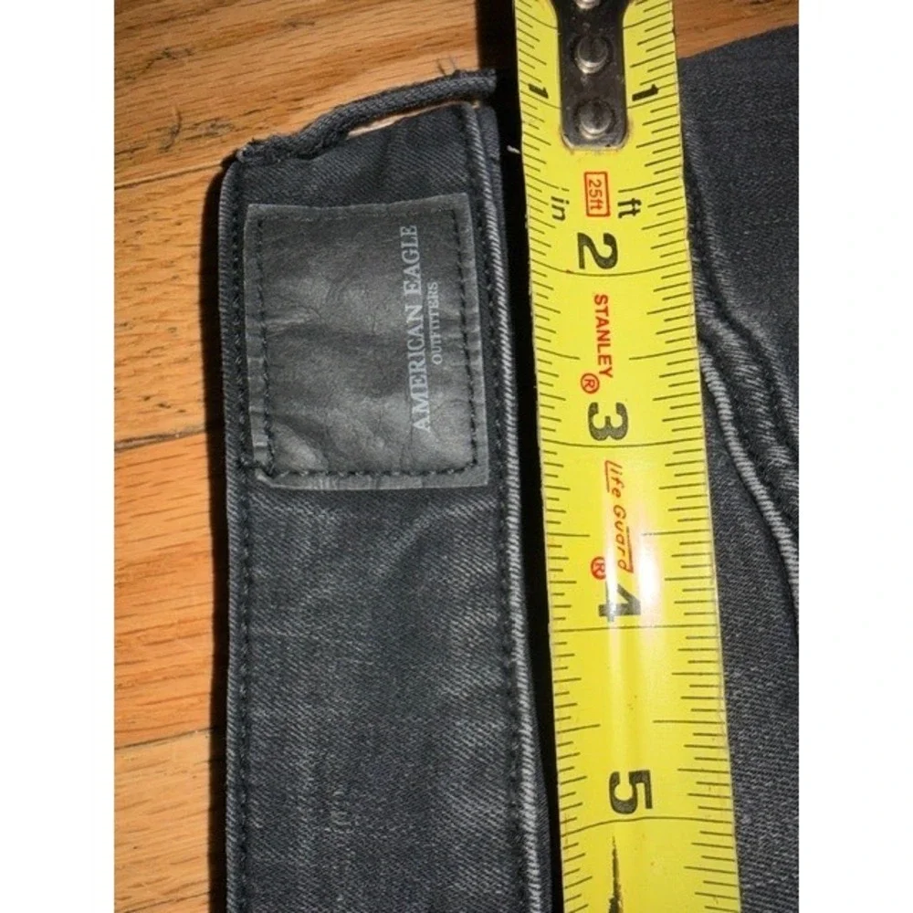 American Eagle Black Distressed Denim Mini Skirt‎ Raw Hem Size 8 T57-11